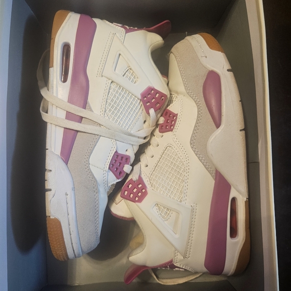 Nike SB x Air Jordan 4 ' White/ Wine Red - Picture 1 of 9